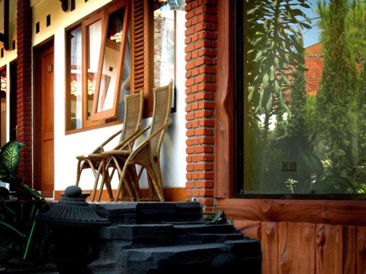 Hotel Puri Larasati